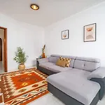 Apartament Balcony In By Hostwise Portimão